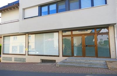 Ladengeschäft in Königshofen