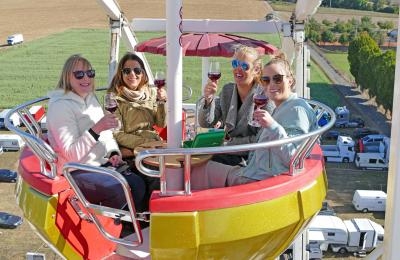Wein triken im Riesenrad