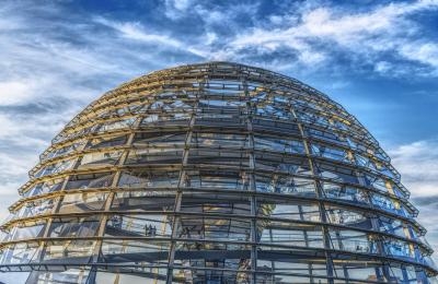 Glaskuppel des Reichstagsgebäude in Berlin